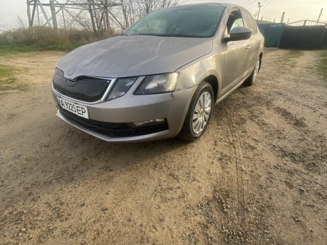 Бежевий Шкода Октавія, об'ємом двигуна 1.4 л та пробігом 199 тис. км за 7200 $, фото 1 на Automoto.ua
