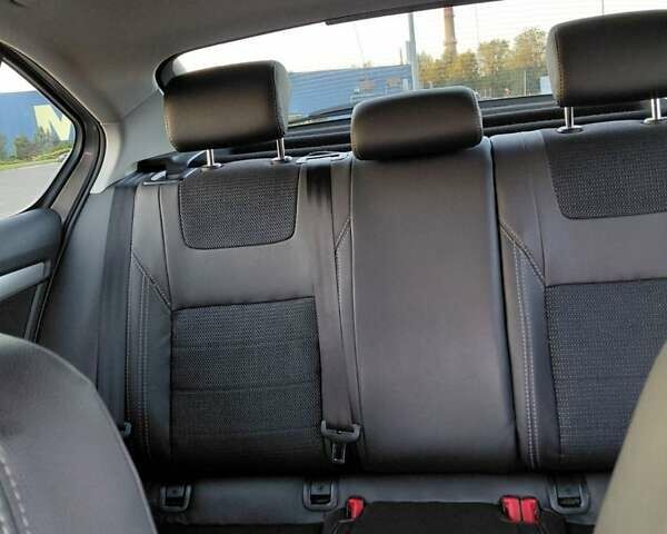 Бежевий Шкода Октавія, об'ємом двигуна 1.4 л та пробігом 185 тис. км за 13800 $, фото 23 на Automoto.ua