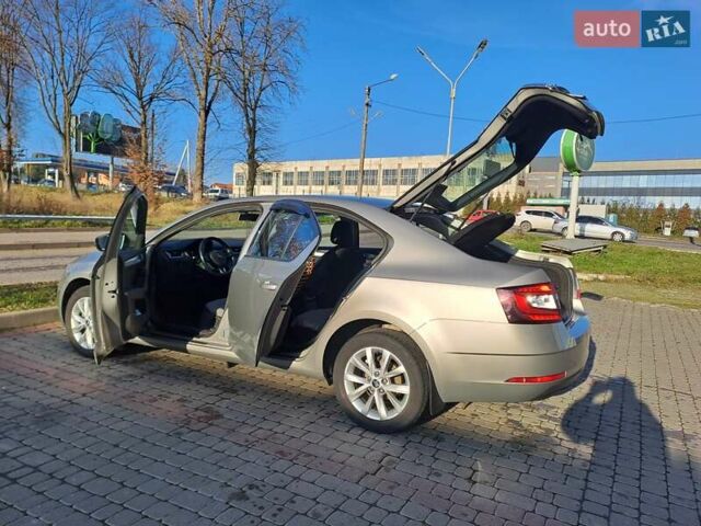 Бежевый Шкода Октавия, объемом двигателя 1.4 л и пробегом 57 тыс. км за 15500 $, фото 13 на Automoto.ua