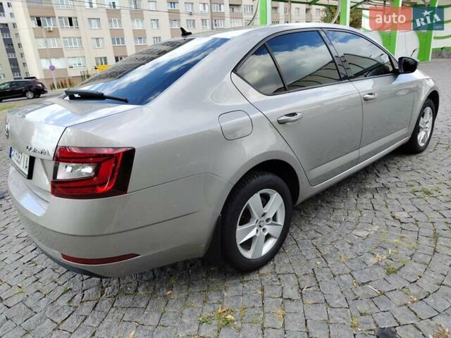 Бежевий Шкода Октавія, об'ємом двигуна 1.97 л та пробігом 162 тис. км за 16400 $, фото 6 на Automoto.ua