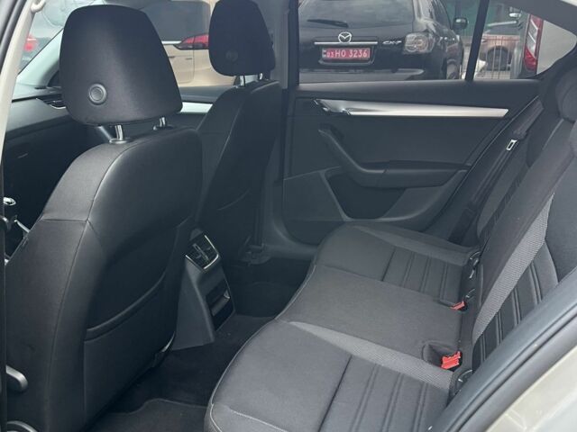 Бежевый Шкода Октавия, объемом двигателя 1.4 л и пробегом 137 тыс. км за 12600 $, фото 11 на Automoto.ua