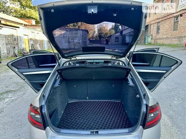 Бежевый Шкода Октавия, объемом двигателя 1.8 л и пробегом 156 тыс. км за 13500 $, фото 23 на Automoto.ua