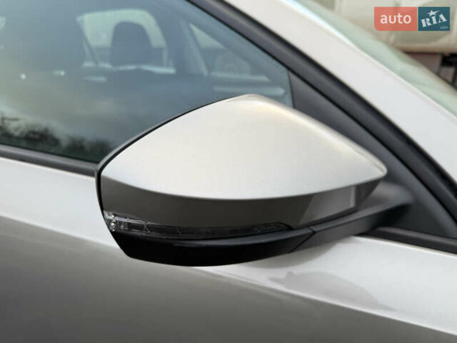 Бежевый Шкода Октавия, объемом двигателя 2 л и пробегом 105 тыс. км за 16950 $, фото 32 на Automoto.ua