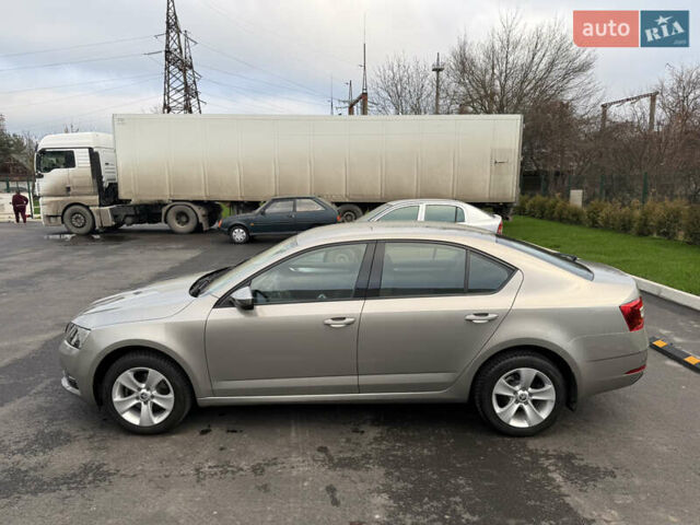 Бежевый Шкода Октавия, объемом двигателя 2 л и пробегом 105 тыс. км за 16950 $, фото 22 на Automoto.ua