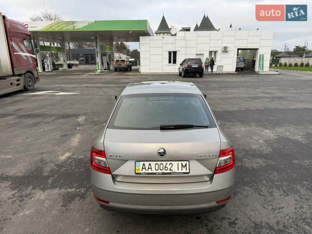 Бежевый Шкода Октавия, объемом двигателя 2 л и пробегом 105 тыс. км за 16950 $, фото 16 на Automoto.ua