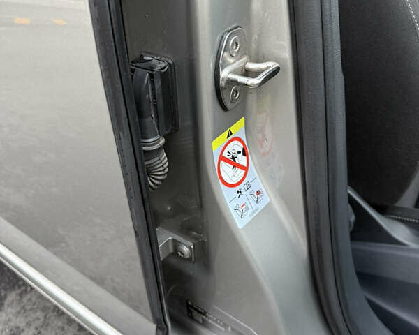 Бежевый Шкода Октавия, объемом двигателя 2 л и пробегом 105 тыс. км за 16950 $, фото 72 на Automoto.ua