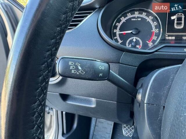 Бежевый Шкода Октавия, объемом двигателя 1.97 л и пробегом 105 тыс. км за 14490 $, фото 12 на Automoto.ua