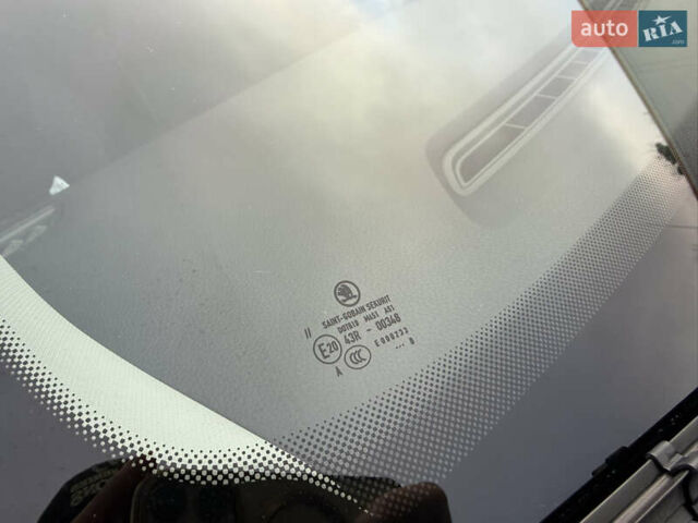 Бежевый Шкода Октавия, объемом двигателя 2 л и пробегом 105 тыс. км за 16950 $, фото 28 на Automoto.ua