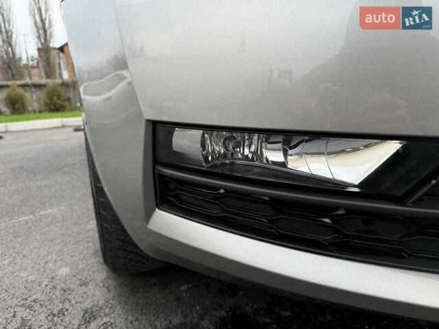 Бежевый Шкода Октавия, объемом двигателя 2 л и пробегом 105 тыс. км за 16950 $, фото 27 на Automoto.ua