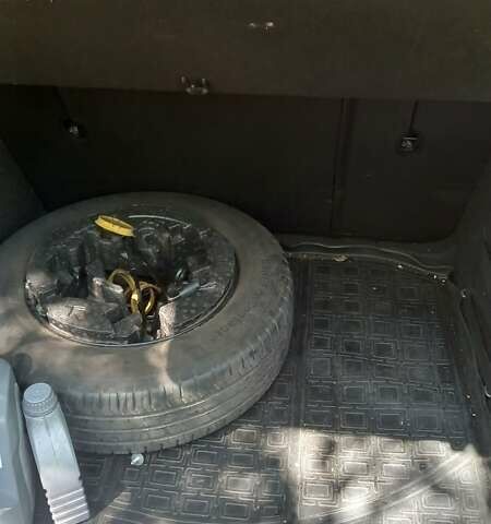 Бежевий Шкода Октавія, об'ємом двигуна 1.6 л та пробігом 260 тис. км за 14500 $, фото 8 на Automoto.ua