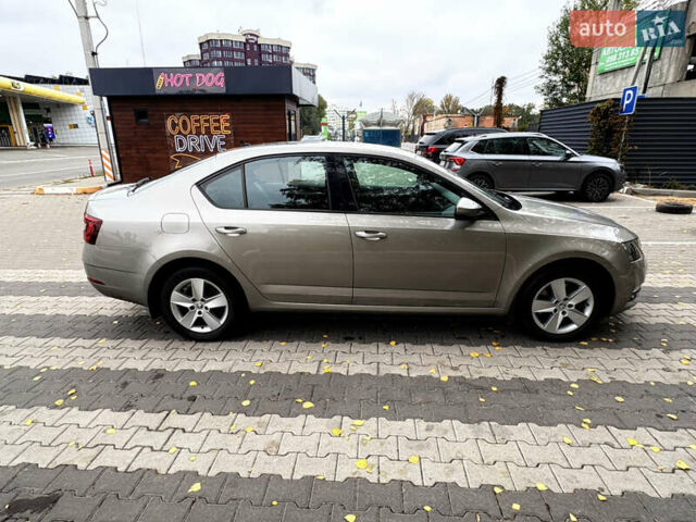 Шкода Октавия 2019 в Киеве на Automoto.ua Бежевый Шкода Октавия, объемом двигателя 1.8 л и пробегом 235 тыс. км за 14990 $, фото 18 на Automoto.ua