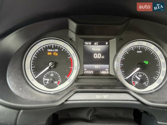 Шкода Октавия 2019 в Киеве на Automoto.ua Бежевый Шкода Октавия, объемом двигателя 1.8 л и пробегом 235 тыс. км за 14990 $, фото 7 на Automoto.ua