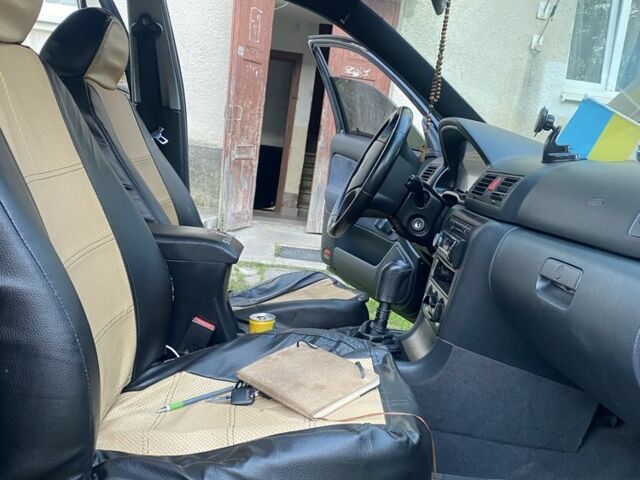 Чорний Шкода Октавія, об'ємом двигуна 1 л та пробігом 440 тис. км за 3300 $, фото 1 на Automoto.ua