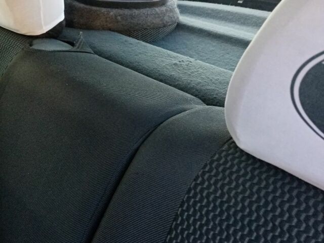 Черный Шкода Октавия, объемом двигателя 1.8 л и пробегом 290 тыс. км за 5000 $, фото 11 на Automoto.ua