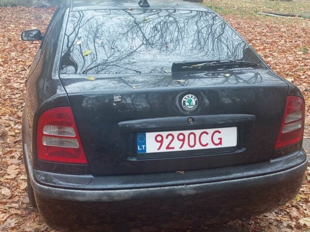 Черный Шкода Октавия, объемом двигателя 1.9 л и пробегом 3 тыс. км за 2400 $, фото 3 на Automoto.ua