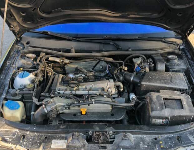 Черный Шкода Октавия, объемом двигателя 1.8 л и пробегом 440 тыс. км за 4800 $, фото 8 на Automoto.ua