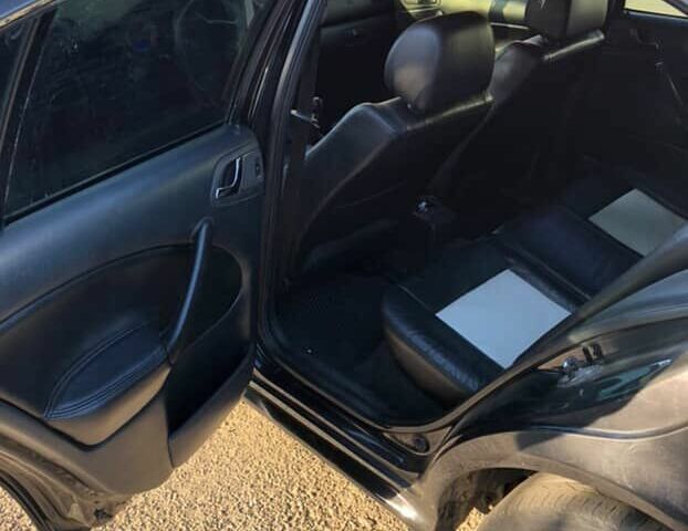 Черный Шкода Октавия, объемом двигателя 1.8 л и пробегом 440 тыс. км за 4800 $, фото 10 на Automoto.ua