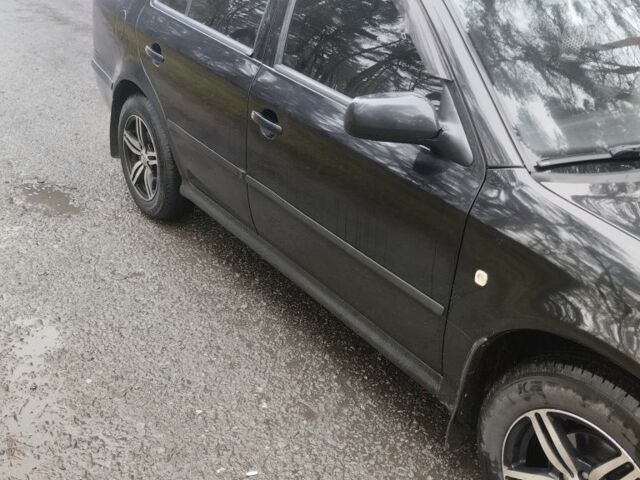 Черный Шкода Октавия, объемом двигателя 0 л и пробегом 225 тыс. км за 4350 $, фото 7 на Automoto.ua