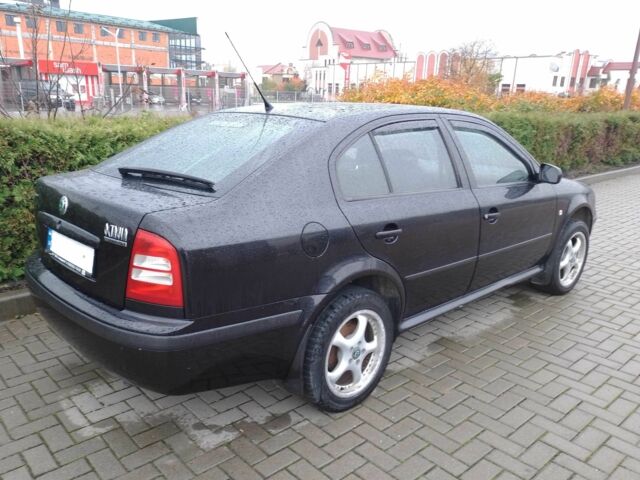 Шкода Октавия 2005 в Хусте на Automoto.ua Черный Шкода Октавия, объемом двигателя 0 л и пробегом 255 тыс. км за 5500 $, фото 2 на Automoto.ua