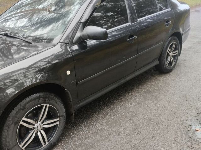 Черный Шкода Октавия, объемом двигателя 0 л и пробегом 225 тыс. км за 4350 $, фото 6 на Automoto.ua