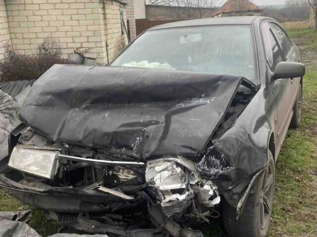 Черный Шкода Октавия, объемом двигателя 1.6 л и пробегом 201 тыс. км за 2200 $, фото 6 на Automoto.ua