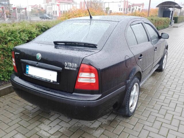 Шкода Октавия 2005 в Хусте на Automoto.ua Черный Шкода Октавия, объемом двигателя 0 л и пробегом 255 тыс. км за 5500 $, фото 3 на Automoto.ua