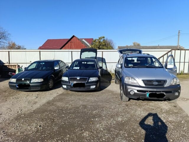 Чорний Шкода Октавія, об'ємом двигуна 2 л та пробігом 320 тис. км за 2000 $, фото 2 на Automoto.ua