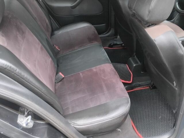 Черный Шкода Октавия, объемом двигателя 0 л и пробегом 225 тыс. км за 4350 $, фото 12 на Automoto.ua