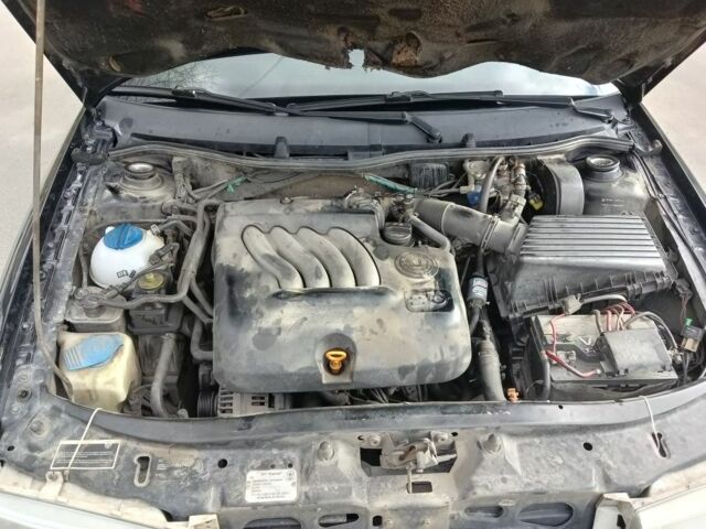 Чорний Шкода Октавія, об'ємом двигуна 2 л та пробігом 235 тис. км за 5000 $, фото 2 на Automoto.ua