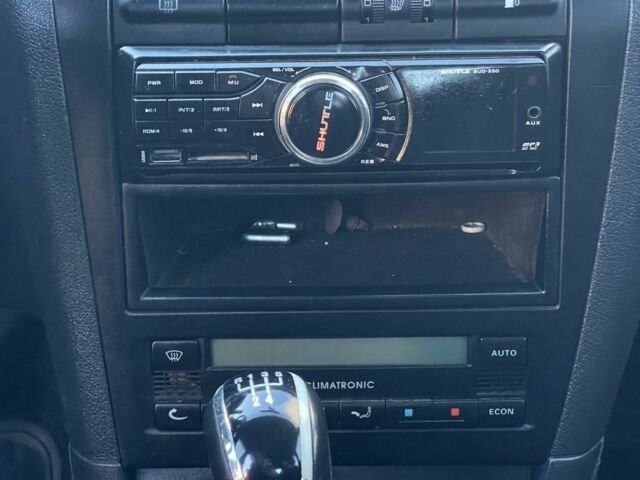 Черный Шкода Октавия, объемом двигателя 1.8 л и пробегом 275 тыс. км за 2250 $, фото 19 на Automoto.ua