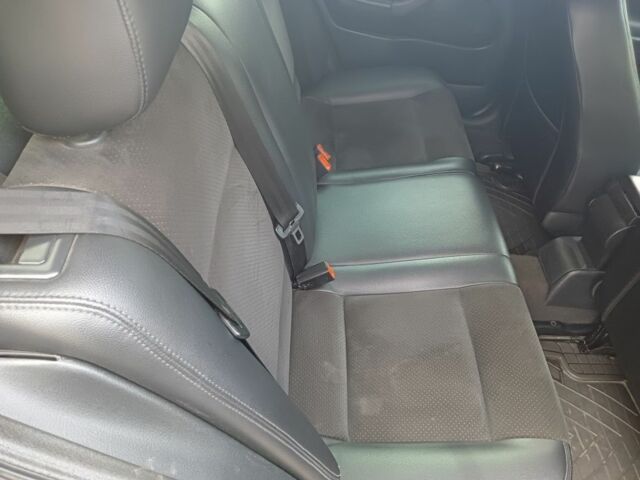 Чорний Шкода Октавія, об'ємом двигуна 2 л та пробігом 235 тис. км за 5000 $, фото 3 на Automoto.ua