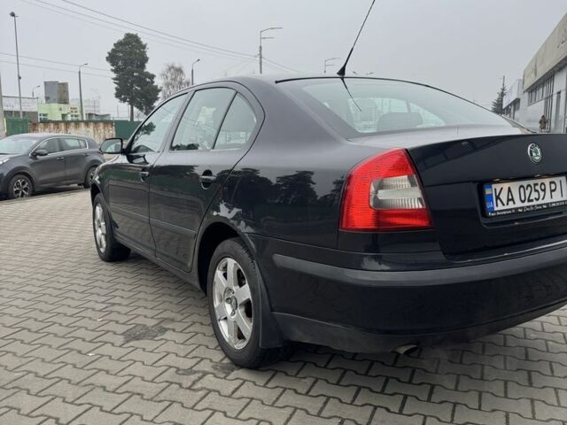 Черный Шкода Октавия, объемом двигателя 1.6 л и пробегом 2 тыс. км за 6300 $, фото 2 на Automoto.ua