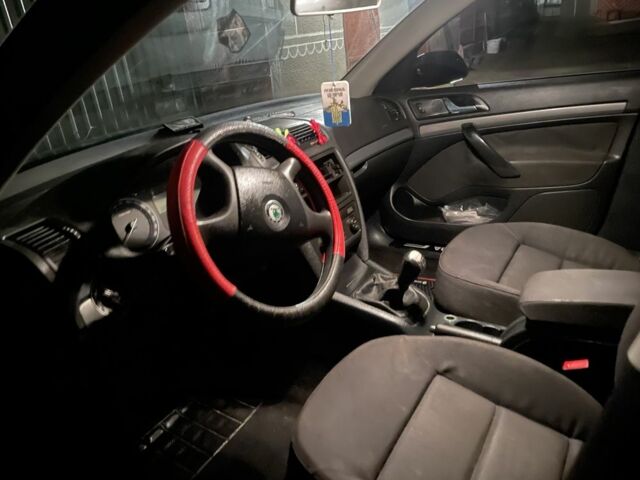 Чорний Шкода Октавія, об'ємом двигуна 0 л та пробігом 220 тис. км за 2450 $, фото 6 на Automoto.ua