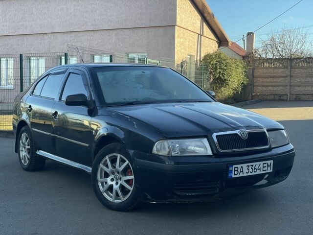 Черный Шкода Октавия, объемом двигателя 1.8 л и пробегом 275 тыс. км за 2250 $, фото 5 на Automoto.ua