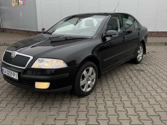 Черный Шкода Октавия, объемом двигателя 1.6 л и пробегом 2 тыс. км за 6300 $, фото 1 на Automoto.ua