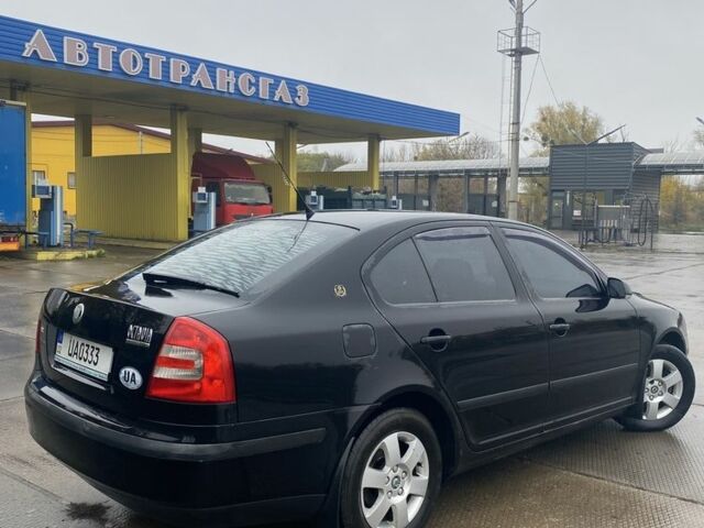 Черный Шкода Октавия, объемом двигателя 1.9 л и пробегом 244 тыс. км за 2800 $, фото 4 на Automoto.ua