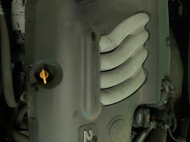 Черный Шкода Октавия, объемом двигателя 2 л и пробегом 340 тыс. км за 5200 $, фото 10 на Automoto.ua