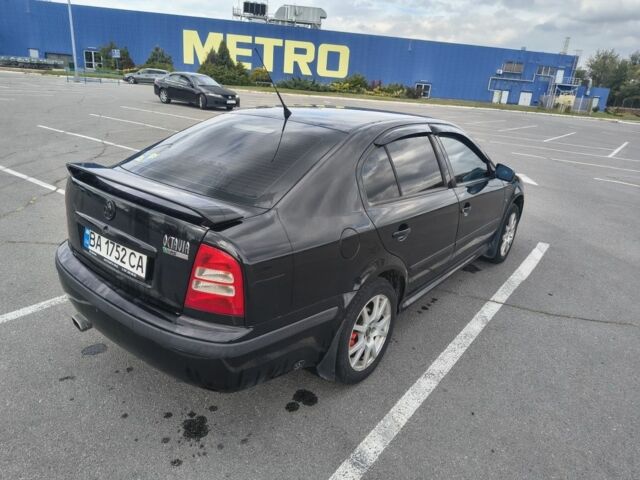 Чорний Шкода Октавія, об'ємом двигуна 1.8 л та пробігом 245 тис. км за 5700 $, фото 4 на Automoto.ua