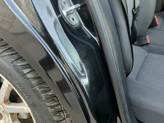 Черный Шкода Октавия, объемом двигателя 1.8 л и пробегом 276 тыс. км за 5500 $, фото 16 на Automoto.ua