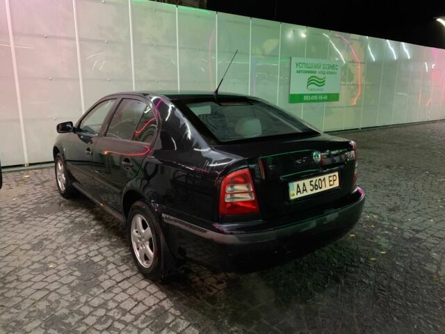 Черный Шкода Октавия, объемом двигателя 2 л и пробегом 340 тыс. км за 5200 $, фото 2 на Automoto.ua