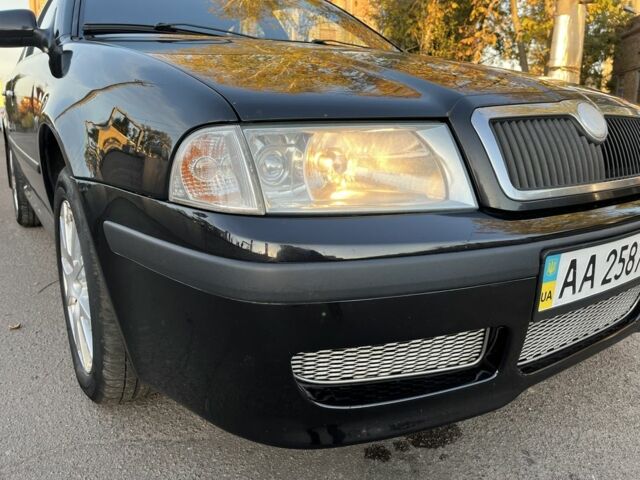 Черный Шкода Октавия, объемом двигателя 1.8 л и пробегом 276 тыс. км за 5500 $, фото 5 на Automoto.ua