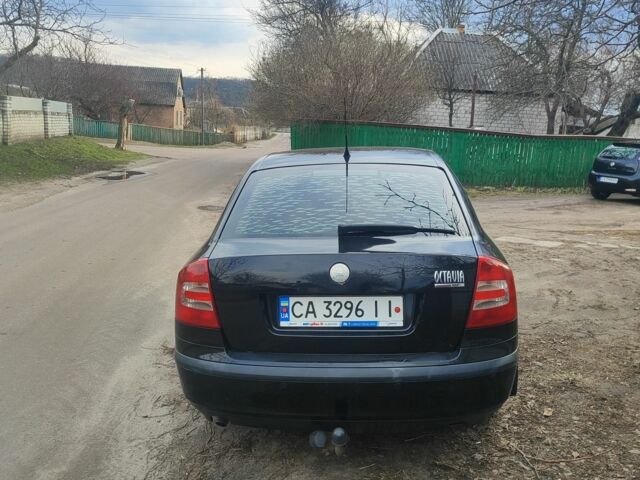 Чорний Шкода Октавія, об'ємом двигуна 1.6 л та пробігом 270 тис. км за 5600 $, фото 2 на Automoto.ua