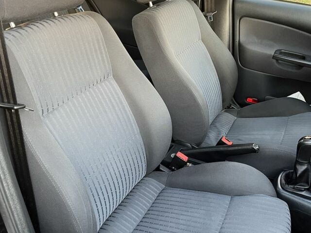 Черный Шкода Октавия, объемом двигателя 1.8 л и пробегом 276 тыс. км за 5500 $, фото 13 на Automoto.ua