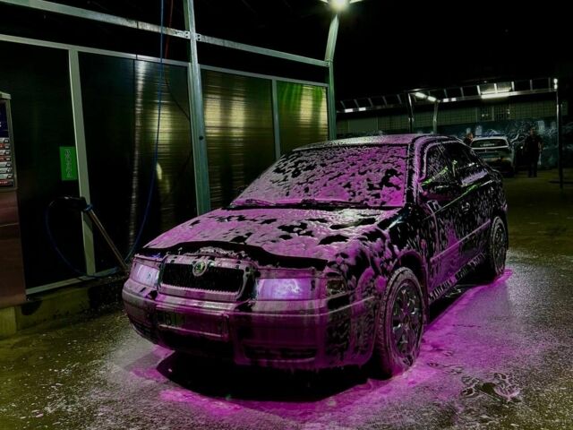 Черный Шкода Октавия, объемом двигателя 1.6 л и пробегом 218 тыс. км за 5900 $, фото 11 на Automoto.ua