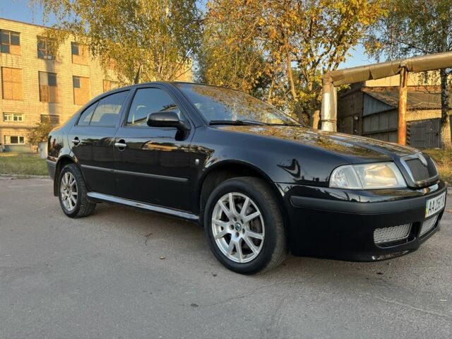 Черный Шкода Октавия, объемом двигателя 1.8 л и пробегом 276 тыс. км за 5500 $, фото 2 на Automoto.ua