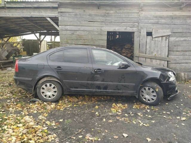 Черный Шкода Октавия, объемом двигателя 1.6 л и пробегом 217 тыс. км за 2500 $, фото 3 на Automoto.ua