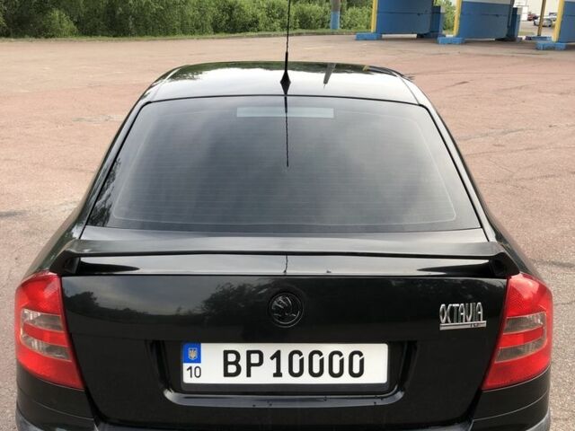 Черный Шкода Октавия, объемом двигателя 2 л и пробегом 350 тыс. км за 6500 $, фото 5 на Automoto.ua
