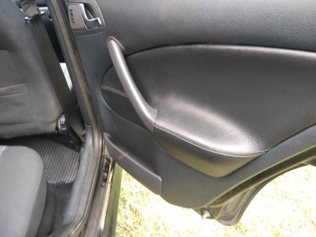 Черный Шкода Октавия, объемом двигателя 0 л и пробегом 220 тыс. км за 5100 $, фото 7 на Automoto.ua