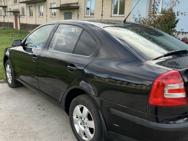 Черный Шкода Октавия, объемом двигателя 2 л и пробегом 330 тыс. км за 4250 $, фото 7 на Automoto.ua