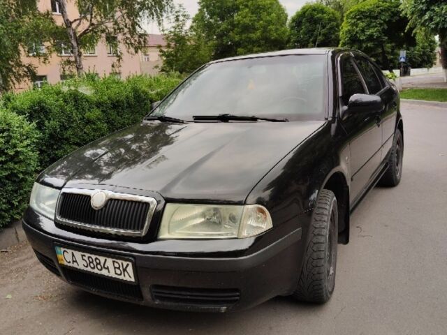 Черный Шкода Октавия, объемом двигателя 0 л и пробегом 220 тыс. км за 5100 $, фото 1 на Automoto.ua